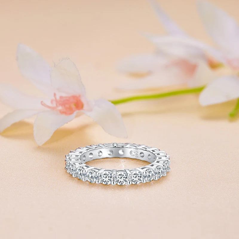 Shining Moissanite Ring - Bakyat Store